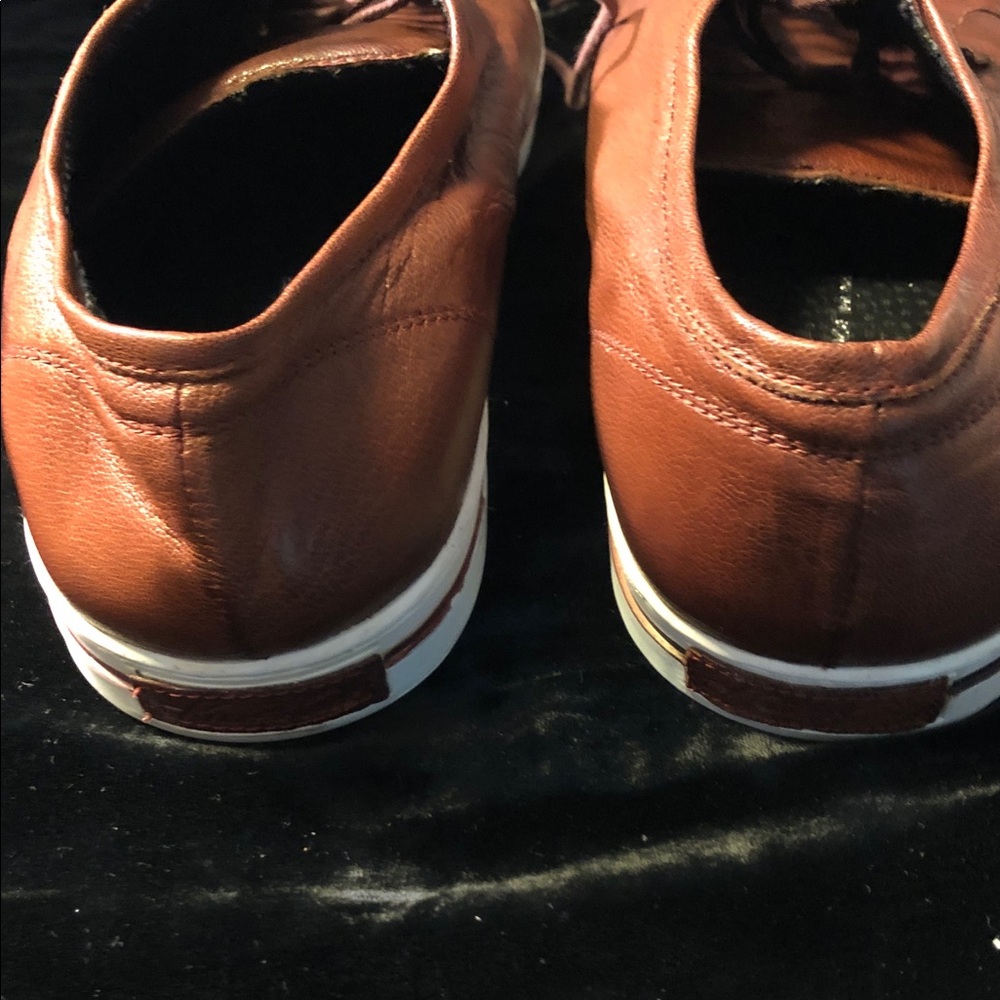 Kenneth Cole MENS brown leather low top sneakers 12 - Picture 6 of 7